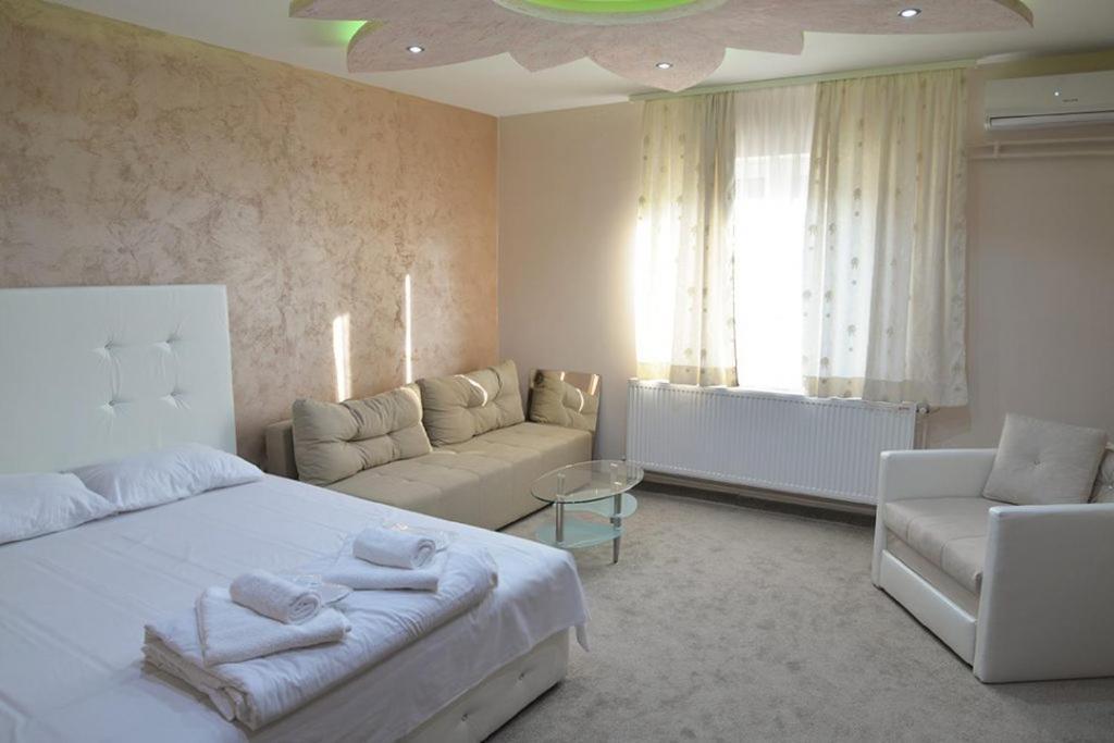 Villa Lunar Lux Krusevac Luaran gambar