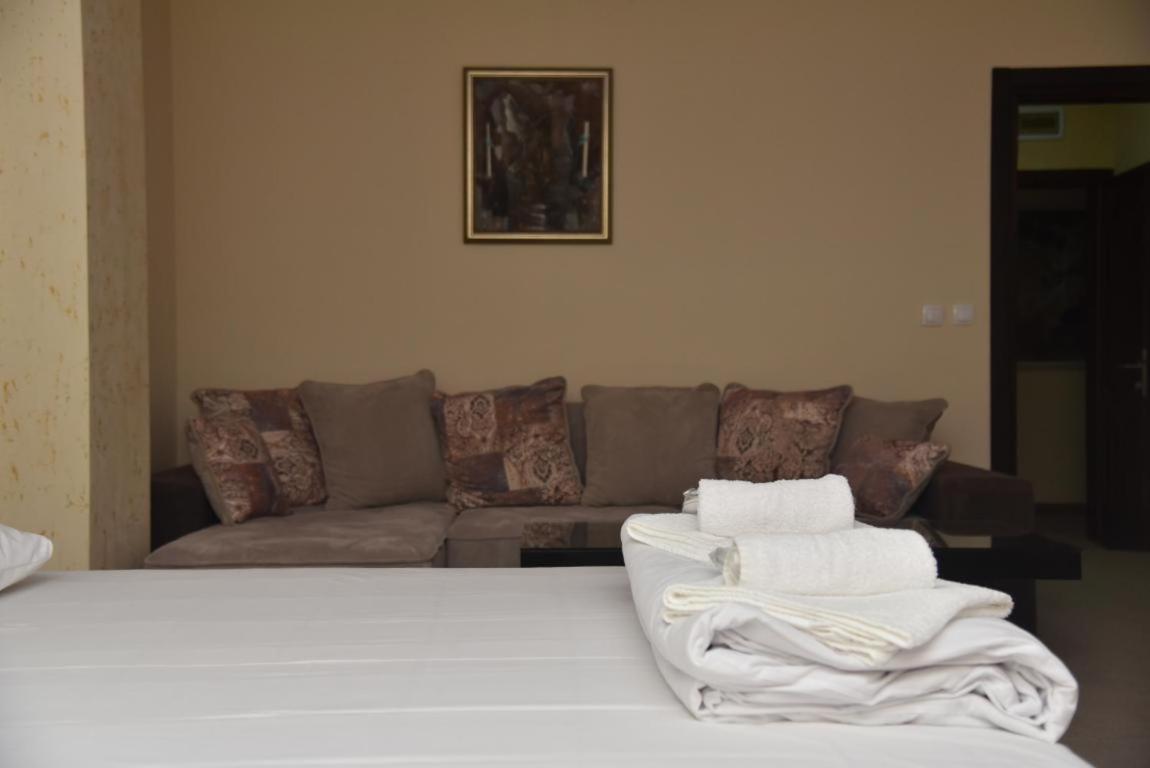 Villa Lunar Lux Krusevac Luaran gambar